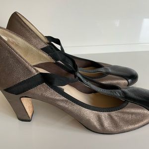 Daniele Ancarani Leather Shoes Size 37made Italy gently worn.
